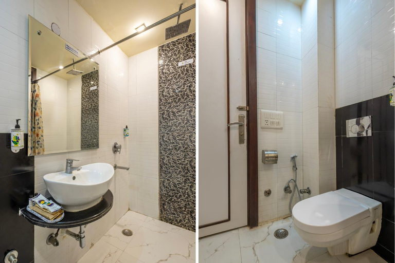Bathroom 4, New Orange Tree Intercity Hotel, Delhi
