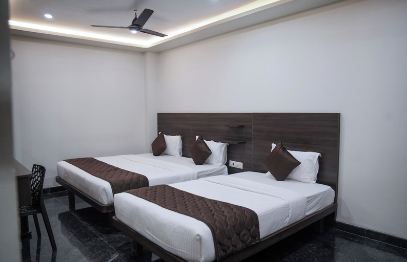 Room 2, Lakshmi Residency and Mini Hall, Nagappattinam