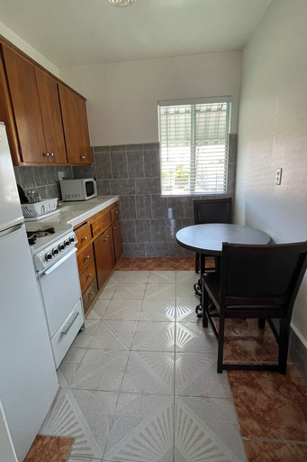 Private kitchen 2, Huntington Suites, Orange