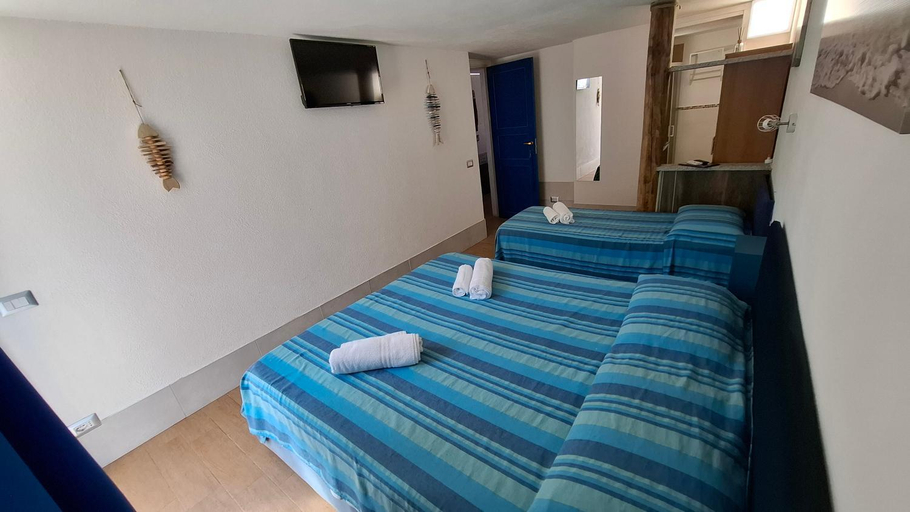 Bedroom 4, PortoPollo SurfHouse C, Olbia-Tempio