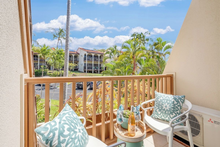 Interior 3, Remodeled 2BD Retreat wAC Pool Near Beach-maui Kamaole E202, Maui