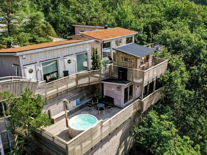 Others 4, 4 Star Holiday Home in Hisings Backa, Göteborg