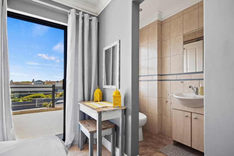 Bathroom 4, Dream House on the Ocean - No Load Shedding, City of Cape Town