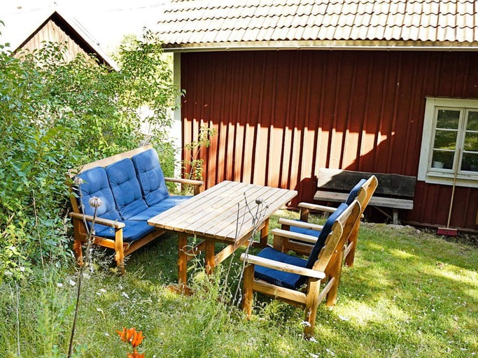 Others 5, 4 Person Holiday Home in Vena, Hultsfred