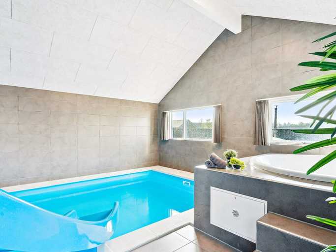 Others 4, 5 Star Holiday Home in Norre Nebel, Varde