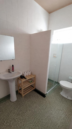 Bathroom 3, Jardim Secreto, São Paulo