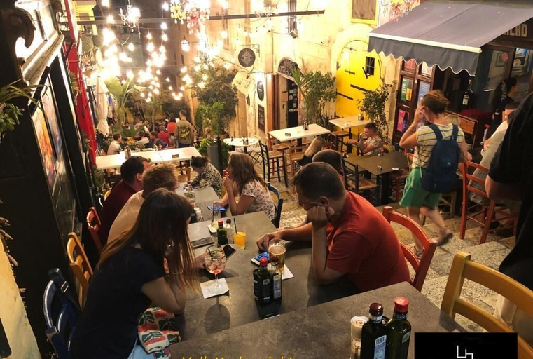 Food & Drinks 4, Lee's House Bed & Breakfast Sliema