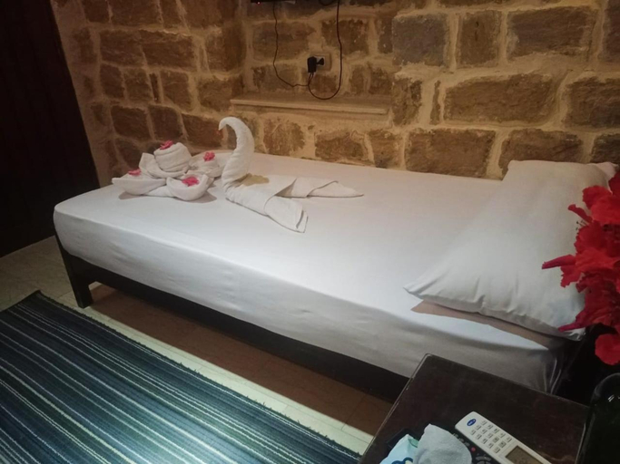 Bedroom 3, palm shadow resort, Yusuf as-Sidiq