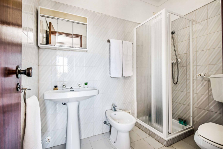 Bathroom 4, Villa Canto, Albufeira