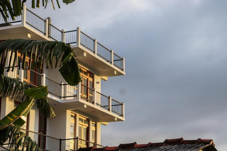 Exterior & Views 2, Hanthana House, K.F.G. & G. Korale