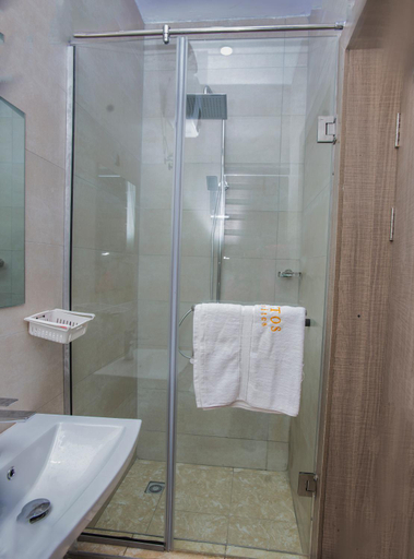 Bathroom 3, MITOS LUXURY SUITES -Johnson, Surulere