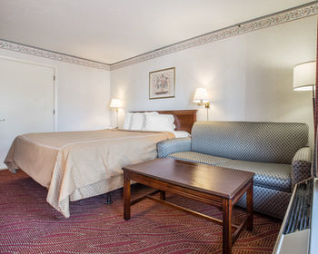 Others 5, Quality Inn Thomson, McDuffie