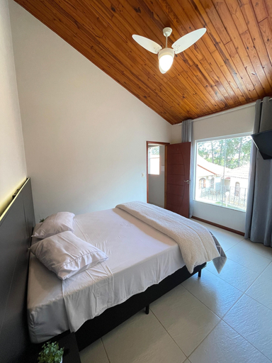 Room 1, Recanto dos Pinheiros- Suítes exclusivas, São Lourenço