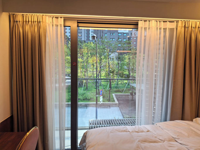 Room 4, Stay Forest, Seongdong