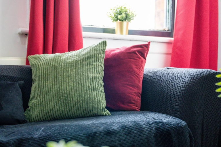 Interior 3, 3 Bedroom Apt at Birmingham J Q With Parking, Birmingham