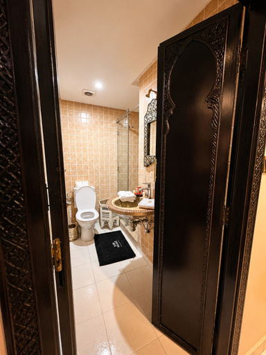 Bathroom 2, Hotel Tafoukt, Marrakech