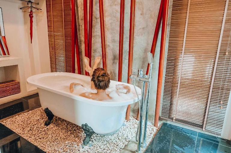 Bathroom 4, Ashcarya Boutique Resort, Suan Phung
