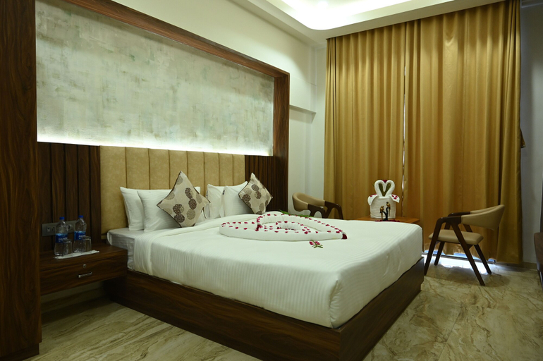Room 3, Ghanshyam Resort, Dahod