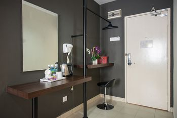 Others 4, Hotel Super Cowboy, Malacca City