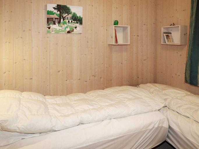 Bedroom 2, 5 Star Holiday Home in Graested, Gribskov