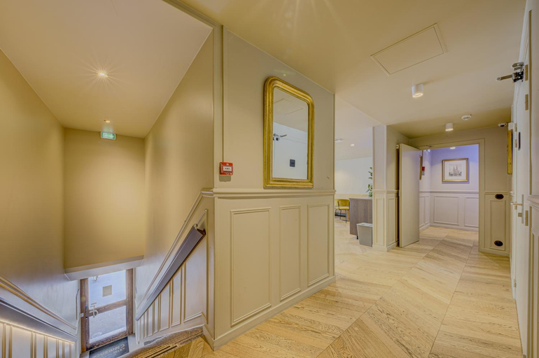 Public Area 2, Hotel Clemence, Paris