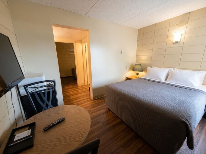Room 3, Good Knight Inn Motel, Division No. 17