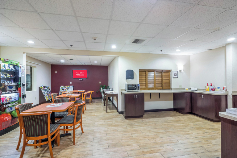 Food & Drinks 5, Red Roof Inn Ocala, Marion