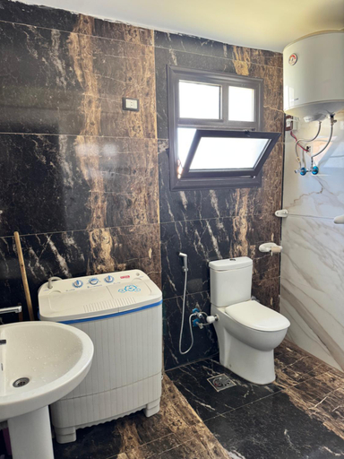 Bathroom 5, Helnan portfouad chalet, Port Fuad