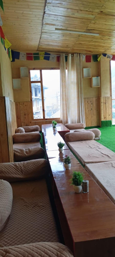 Dining 2, Buddiez Space Hotel And Restaurant, Kinnaur