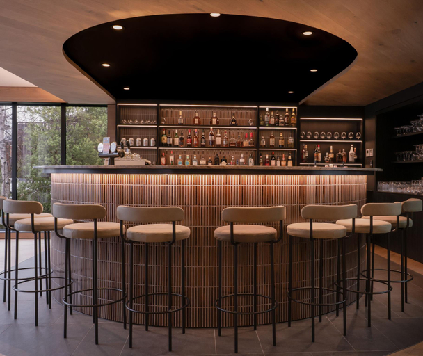 Food & Drinks 5, Avani Queenstown Hotel, Queenstown-Lakes