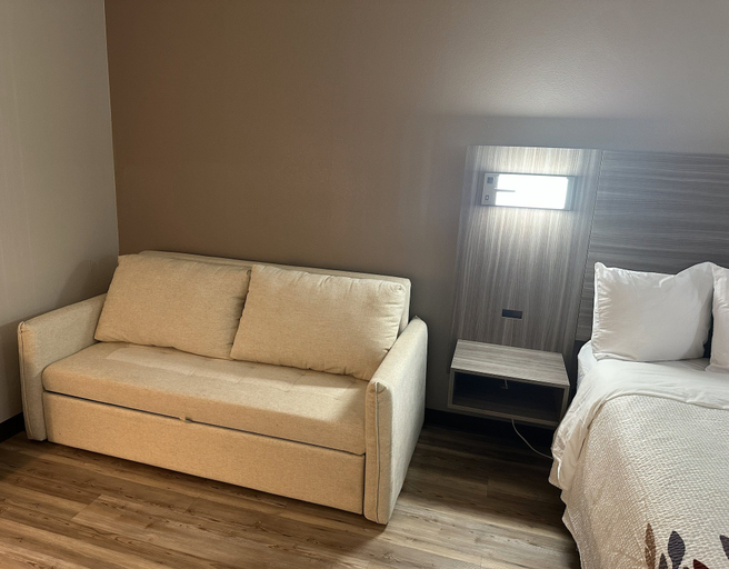 Bedroom 3, Red Roof Inn & Suites Middleborough, Plymouth