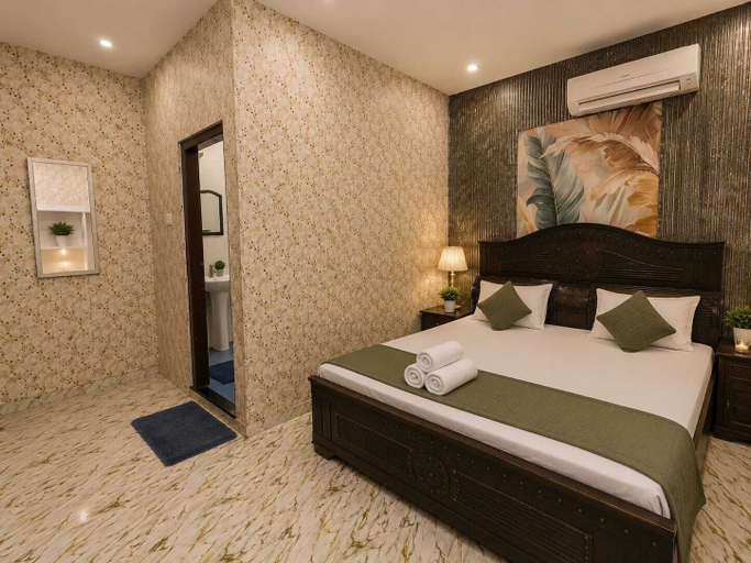 Room 4, Hotel Tejas Inn, Varanasi