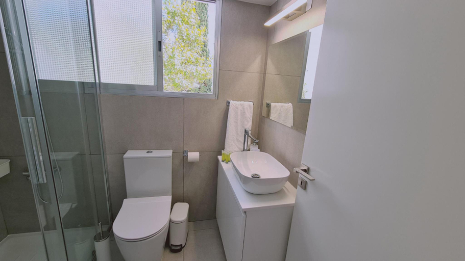 Bathroom 2, LIM - STAY Vital Elegance apartment