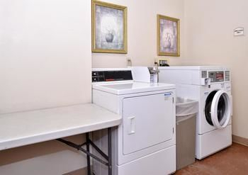 Others 2, Starlight Inn & Suites Motel 29 Palms Joshua Tree National Park, San Bernardino