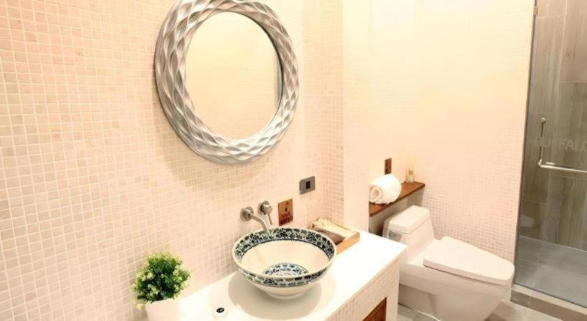 Bathroom 4, The Buffalo Amphawa, Muang Samut Songkhram