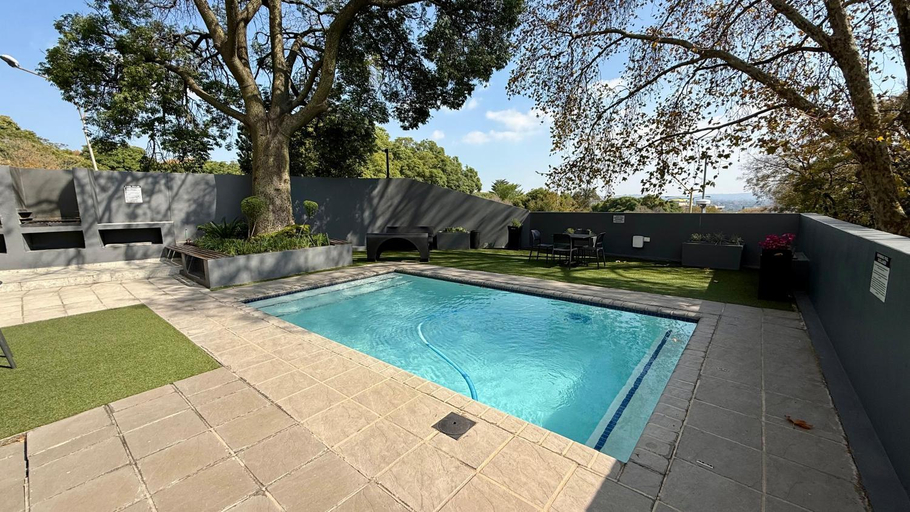 Sport & Beauty, The Rosebank Maison, City of Johannesburg