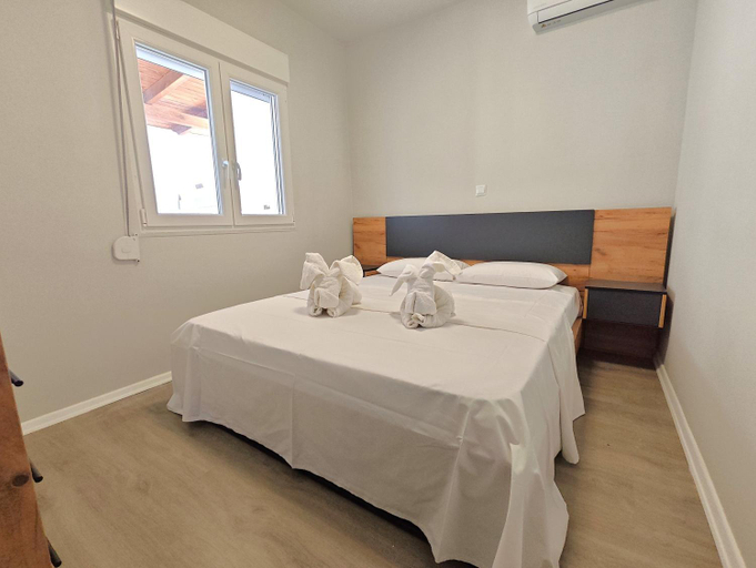 2, Olive Garden Farmhouse, Peloponnese