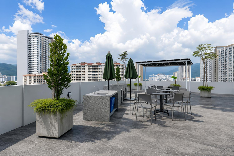 Food & Drinks, Straits Garden Suites, Penang Island