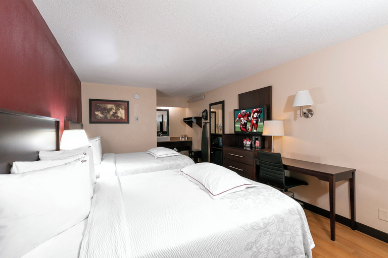Bedroom 5, Red Roof Inn PLUS+ Statesville, Iredell