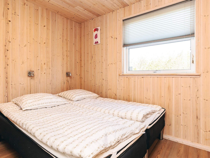 Bedroom 2, 5 Star Holiday Home in Lokken, Hjørring