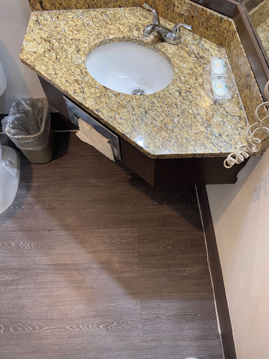 Bathroom 4, Quality Inn Post Falls - Coeur d'Alene, Kootenai