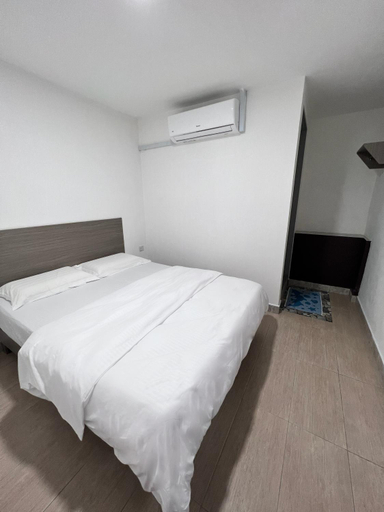 Bedroom 2, New Segama Hotel, Kota Kinabalu