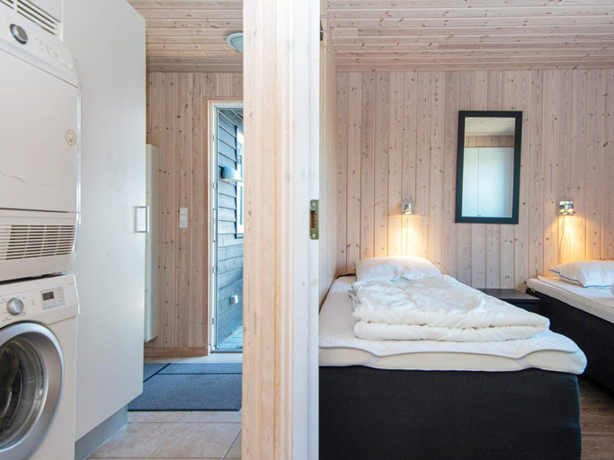 Bedroom 2, 5 Star Holiday Home in Odder, Odder