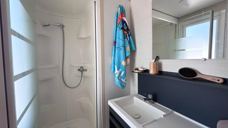 Bathroom, Camping Tikayan Felix de la Bastide, Bouches-du-Rhône