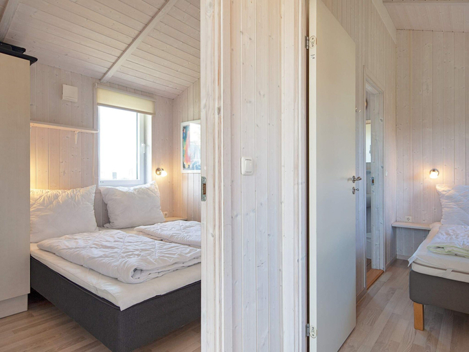 Bedroom 2, Holiday Home in Grömmitz, Ostholstein