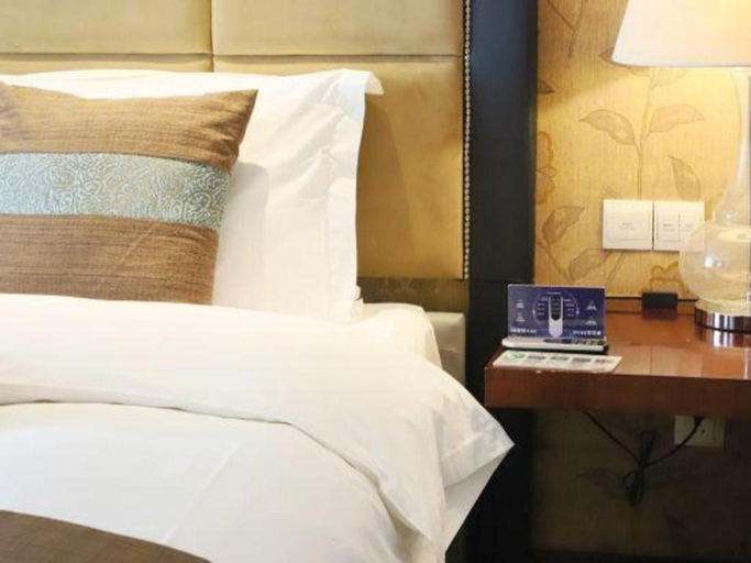 Bedroom 2, XinHua JianGuo Hotel, Jiujiang