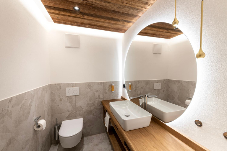 Bathroom 3, Edelweiss Dolomites, Bolzano
