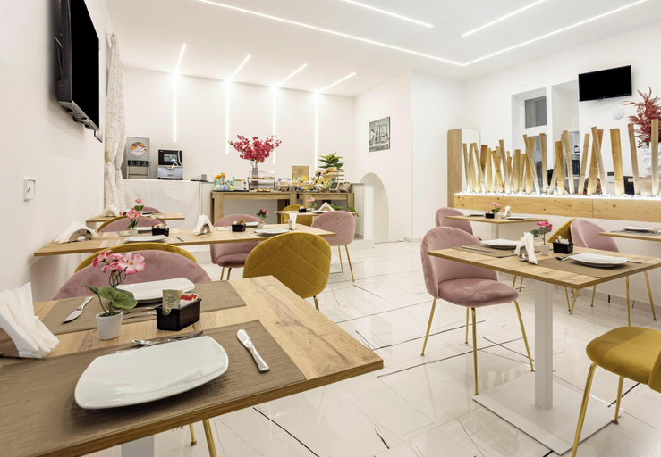 Food & Drinks 5, HOTIDAY Room Collection - Napoli Duomo, Napoli