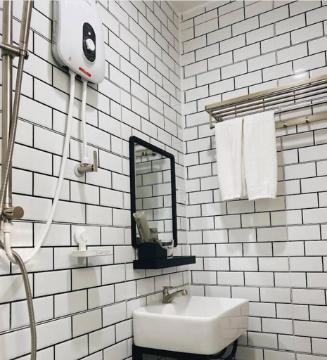 Bathroom 4, ALUN Retreat, Manjung