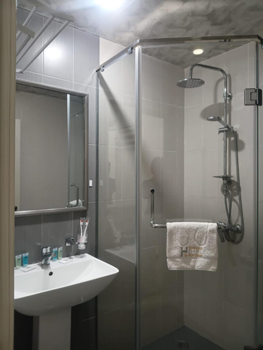 Bathroom, Yerevan Central Boutique Hotel, Yerevan